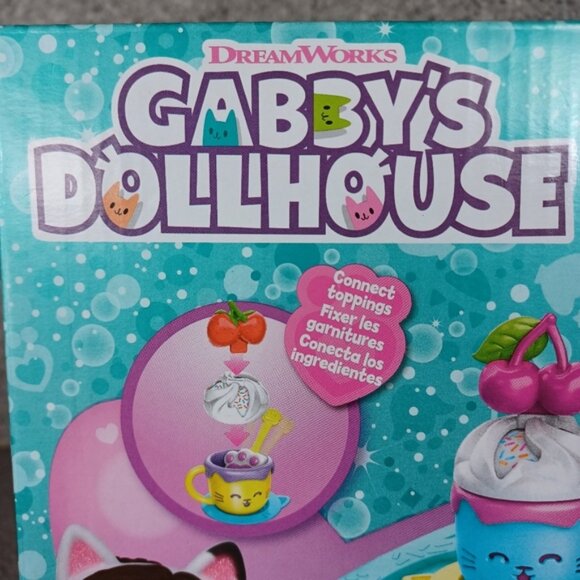 Gabby's Dollhouse Sprinkle Party Sweet Treat Tea Set Pretend Play Kitchen Toy - Picture 5 of 13